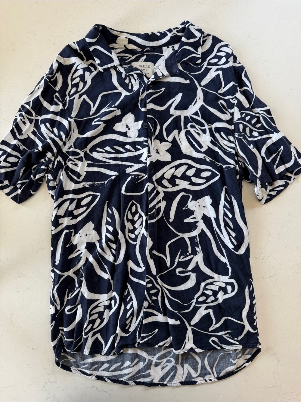 Thread Wave Navy and White Floral Short-Sleeve Button-Down Shirt
